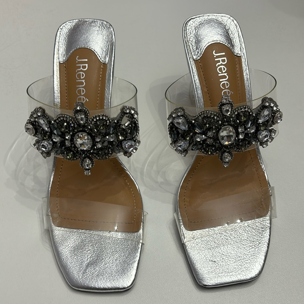 J Renee’ shoes beautiful crystal detail